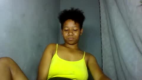 Snapshot of annick98 chatting on 02-07-26, 08:01 annick98 online show from 02-07-26, 08:01