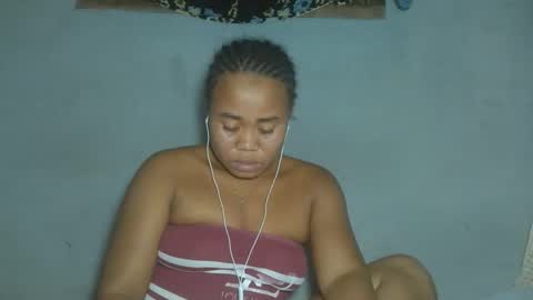 annick98 online show from 04-18-26, 07:29