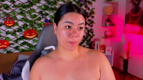 annie_barozzi online show from 10-13-25, 01:33