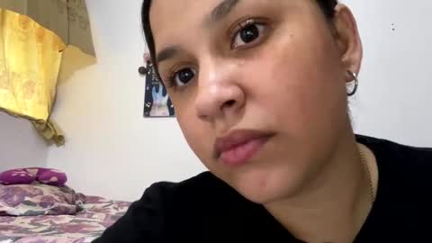 Annie  online show from 01-22-25, 08:28