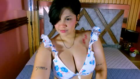 Annie  online show from 04-08-26, 05:24