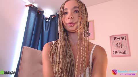 Snapshot of annie_es chatting on 12-11-24, 02:33 Annie online show from 12-11-24, 02:33