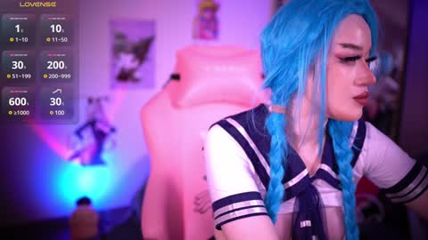 Snapshot of annie_may_may chatting on 12-14-24, 06:20 Annie May online show from 12-14-24, 06:20