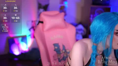 Snapshot of annie_may_may chatting on 03-08-25, 03:02 Annie May online show from 03-08-25, 03:02