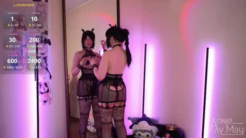 Annie May   online show from 01-11-26, 12:32