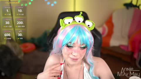 Annie May   online show from 04-19-26, 05:18