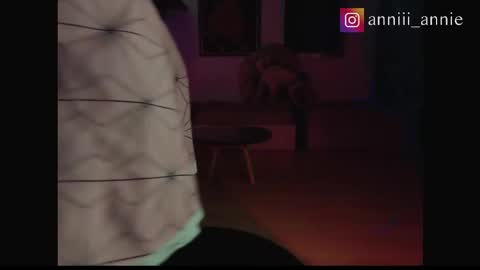 JEANNE no olvides seguirme dont forget follow me  uu online show from 11-11-25, 05:07