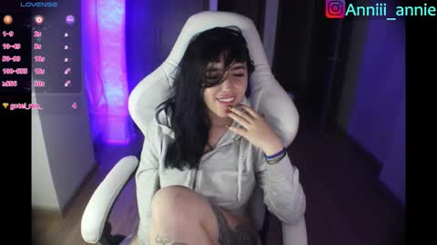 JEANNE no olvides seguirme dont forget follow me  uu online show from 02-28-26, 11:28