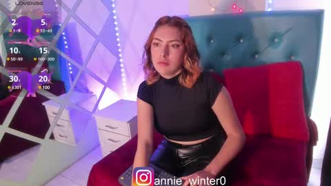 Snapshot of annie_winter1 chatting on 02-20-25, 07:30 Annie online show from 02-20-25, 07:30