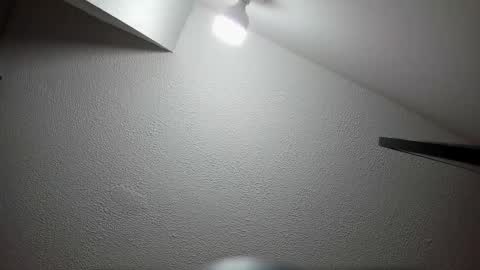 Annie And Leandro online show from 01-11-26, 08:14