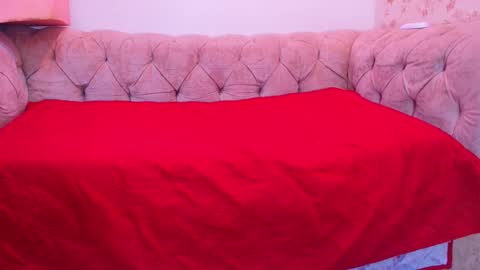 annie online show from 09-12-25, 03:06