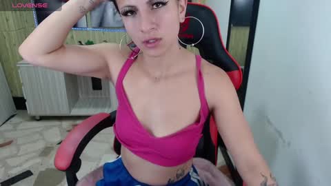 Anniee online show from 01-28-25, 11:49