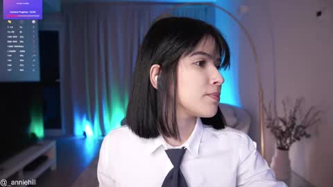 anniehillofficial_ online show from 03-11-25, 09:59