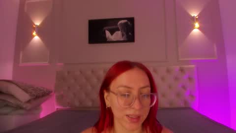Snapshot of anniemartinezz chatting on 09-14-25, 12:48 Annie online show from 09-14-25, 12:48