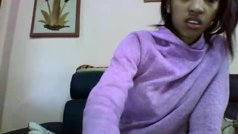 anniesexy1 online show from 10-28-25, 06:06