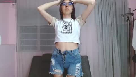 Snapshot of anniesparkle chatting on 07-26-26, 12:08 Annie Sparkle online show from 07-26-26, 12:08