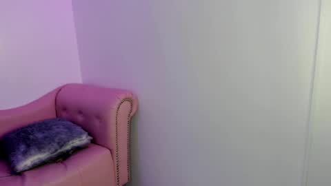 Annie Evans  online show from 01-27-25, 07:56