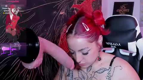 Snapshot of annika_03 chatting on 07-16-26, 11:22 Gise. online show from 07-16-26, 11:22