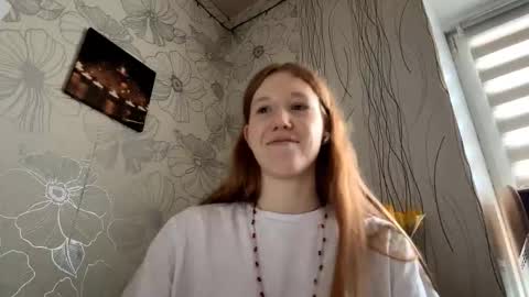 Snapshot of annitafreelove chatting on 03-15-26, 01:17 Kira online show from 03-15-26, 01:17