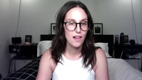 Snapshot of annmarieferrara chatting on 01-16-26, 03:43 Ann online show from 01-16-26, 03:43