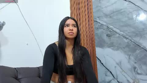 Snapshot of annniie22 chatting on 06-14-26, 10:06 annie online show from 06-14-26, 10:06