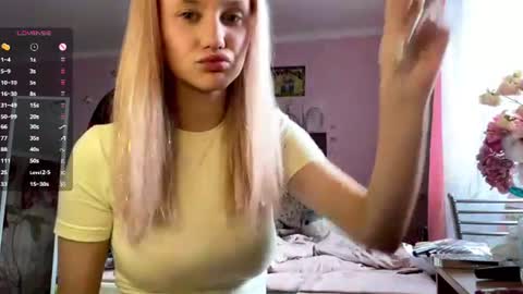 Snapshot of annrosy chatting on 07-02-26, 09:26 Hello my name is Kate online show from 07-02-26, 09:26