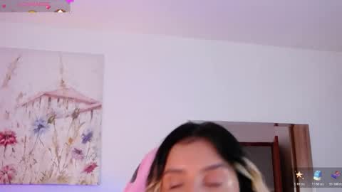 Antonella Lee online show from 11-18-25, 08:02