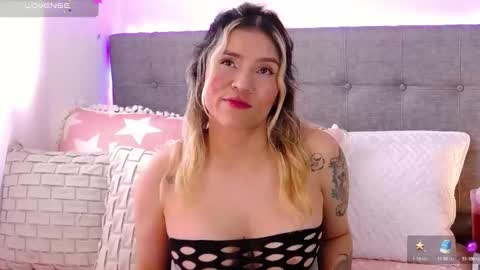 Snapshot of anntonellalee chatting on 02-27-26, 04:40 Antonella Lee online show from 02-27-26, 04:40