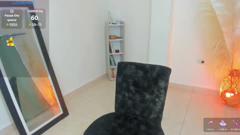 Snapshot of anntoniawood chatting on 02-11-25, 03:51 Anntonia Woods online show from 02-11-25, 03:51