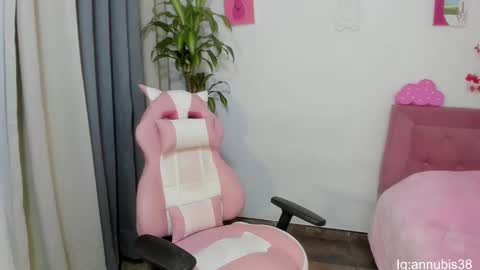 Snapshot of annubis_lia chatting on 01-22-25, 09:02 SOFIA INDEPENDENT MODEL online show from 01-22-25, 09:02