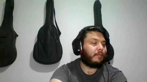 lion kennedy independent model moderator online show from 10-08-25, 04:43