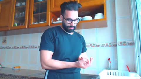 adrenalinE online show from 02-12-25, 08:49