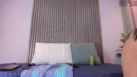 Snapshot of anny_cute01 chatting on 06-13-26, 10:29 Anny online show from 06-13-26, 10:29
