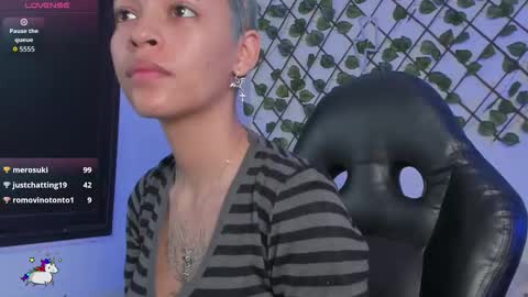 Snapshot of anny_kiitty_ chatting on 11-27-25, 03:19 Anny online show from 11-27-25, 03:19