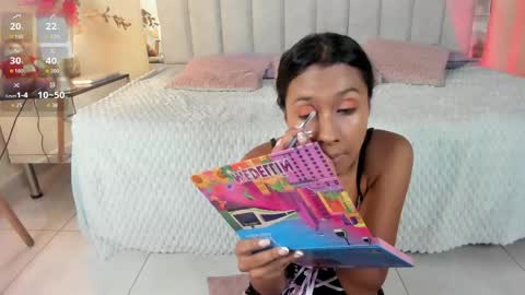 Snapshot of anny_kiut chatting on 05-13-26, 11:18 ANNY online show from 05-13-26, 11:18