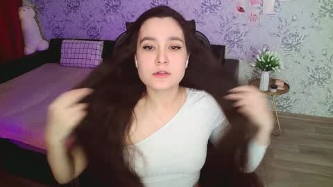 Annie online show from 12-18-24, 01:59