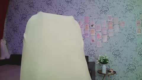 Annie online show from 03-11-25, 05:02