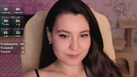 Snapshot of anny_shine chatting on 05-16-26, 12:29 Annie online show from 05-16-26, 12:29