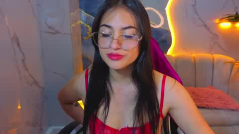 Snapshot of anny_star_tx chatting on 05-14-26, 12:45 Live 1500am 2100pm COLOMBIAN HOUR online show from 05-14-26, 12:45