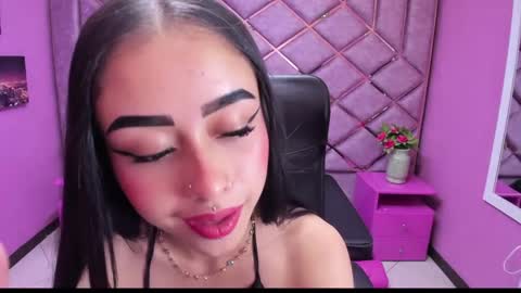 Snapshot of anny_swet chatting on 09-18-25, 03:25 Anny online show from 09-18-25, 03:25