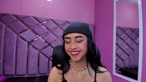 Snapshot of anny_swet chatting on 10-06-25, 04:37 Anny online show from 10-06-25, 04:37