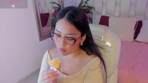 anny  online show from 01-19-26, 01:04