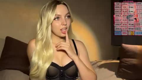 annyislovely online show from 07-29-26, 05:00