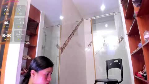 Snapshot of annylittle_ chatting on 04-23-26, 03:30 LittleSunny My schedule 1400 - 2200 GMT -5 online show from 04-23-26, 03:30