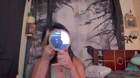 Snapshot of annyluna1 chatting on 01-10-26, 08:21 Annyluna online show from 01-10-26, 08:21