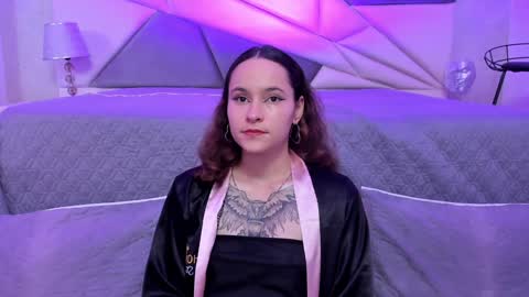 Snapshot of annythomsonn chatting on 01-11-25, 07:38 AnnyT online show from 01-11-25, 07:38