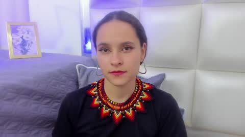 Snapshot of annythomsonn chatting on 01-19-25, 07:25 AnnyT online show from 01-19-25, 07:25