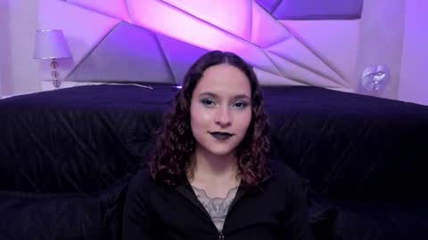 Snapshot of annythomsonn chatting on 02-02-25, 11:53 AnnyT online show from 02-02-25, 11:53