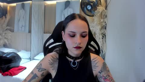 AnnyT online show from 04-02-26, 09:34