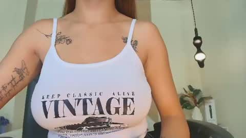 AnnyXhot online show from 07-10-26, 11:13